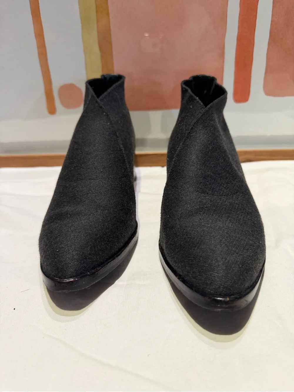 Donald Pliner Black Wool Blend Pointed Toe Ankle Booties 8